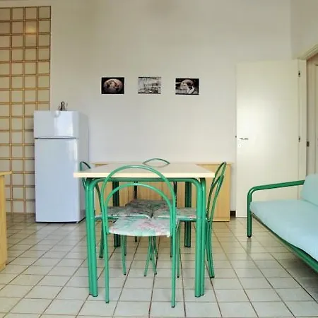 Apartament Bagni Miramare